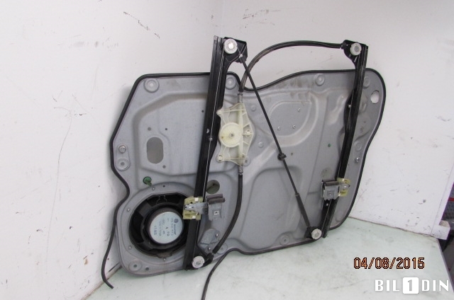 Ruteheis til VW Caddy 2004-2010 (Type III, Fase 1) (VOLKSWAGEN|2K1837751BQ|)