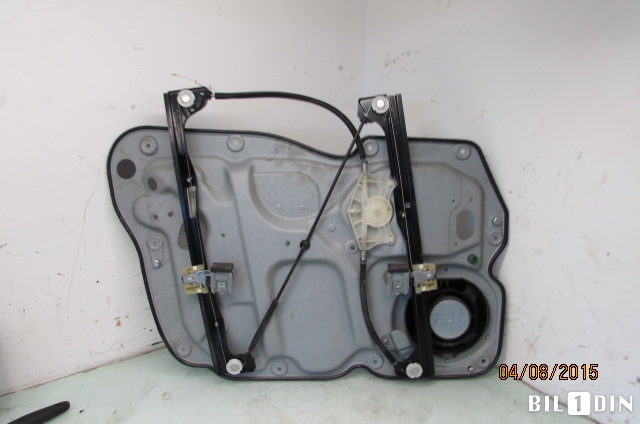 Ruteheis til VW Caddy 2004-2010 (Type III, Fase 1) (VOLKSWAGEN|2K1837752BS|)