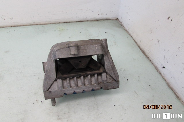 Motorfeste til VW Caddy 2004-2010 (Type III, Fase 1) (VOLKSWAGEN|1K0199262B|)