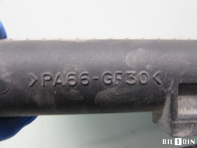 Radiator (manuell gir) til Nissan Primera 1996-1999 (Fase 1) (P11) (P11) (NISSAN||PA66GF30)