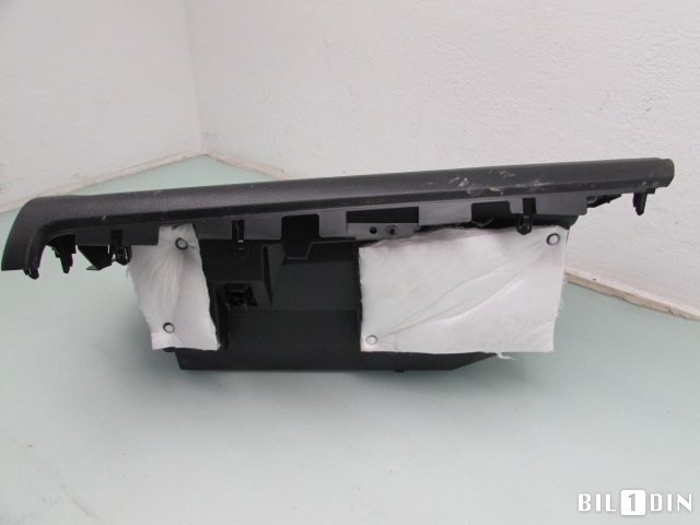 Hanskerom til Subaru Forester 2013-2019 (Type IV)  (SUBARU|66055FJ030|)