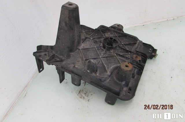 Batterikasse/feste til Jeep Cherokee 2002-2006 (Type III) (LIBERTY) (LIBERTY) (JEEP|55360654AA|)