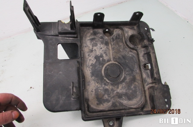 Batterikasse/feste til Jeep Cherokee 2002-2006 (Type III) (LIBERTY) (LIBERTY) (JEEP|55360654AA|)