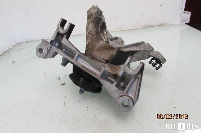 Motorfeste til Mercedes Citan 2012-2021 (W415) (W415) (MERCEDES|82000430841|8200277212|)