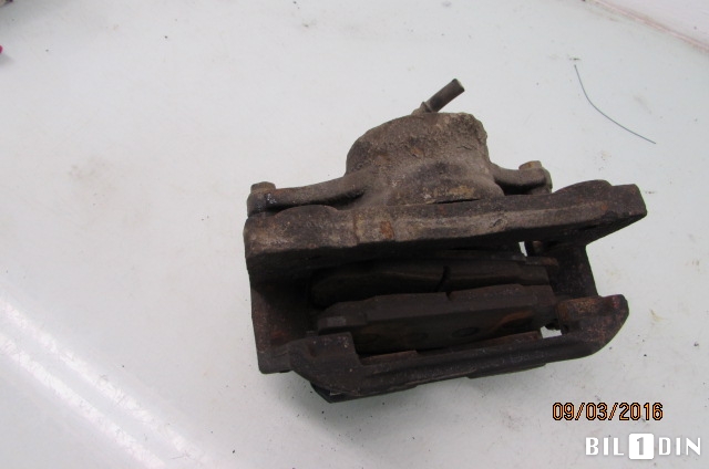 Bremsecaliper venstre foran til Toyota Hiace 2007-2012 (Fase 3)  (TOYOTA|4775026132|)