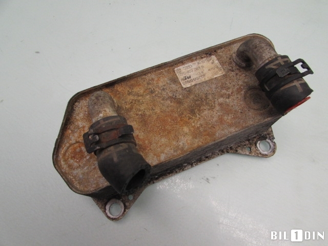 Oljekjøler til VW Caddy 2004-2010 (Type III, Fase 1)  (VOLKSWAGEN|02E409061B|KT4|)