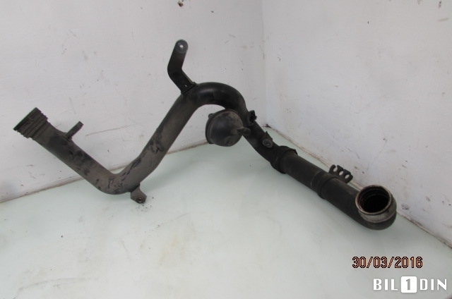 Turbo rør til VW Touran 2003-2006 (Type I, Fase 1) (VOLKSWAGEN|1K01457762AC|1K0145770B|)
