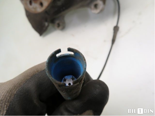 Hjulspindel venstre foran til BMW 5-Serie 2003-2010 (E60/E61) (E60/E61) (BMW|31216760953|6760953L|)