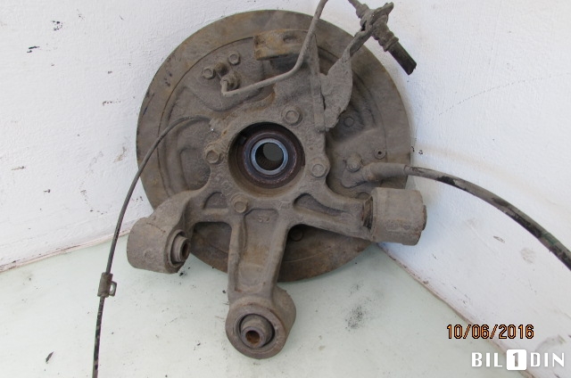 Hjulspindel venstre bak til Suzuki Grand Vitara 2005-2015 (Type III) (SUZUKI|43402-57L51|)