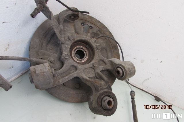 Hjulspindel høyre bak til Suzuki Grand Vitara 2005-2015 (Type III) (SUZUKI|43402-57L51|)