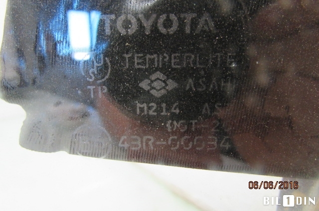 Siderute venstre foran til Toyota Avensis, Verso 2001-2009  (TOYOTA|43R00034|)