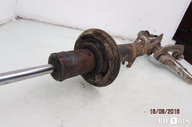 Fjærbein høyre foran til Audi A8 1995-2002 (Type I)  (AUDI|)