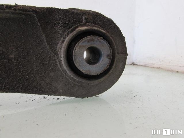 Bærebru høyre bak til Volvo XC60 2008-2013 (Type I, Fase 1)  (VOLVO|31317603|)