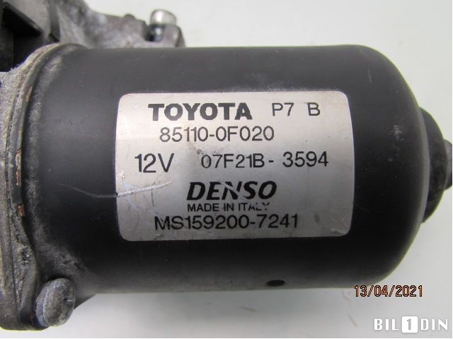 Viskermotor frontrute til Toyota Verso 2004-2009 (Type II)  (TOYOTA|851100F020|07F213594|)