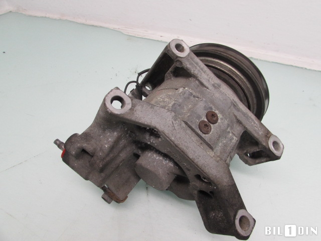 Aircondition kompressor til Nissan X-Trail 2002-2007 (T30) (T30) (NISSAN|A4701130B00000|DKV11G|)