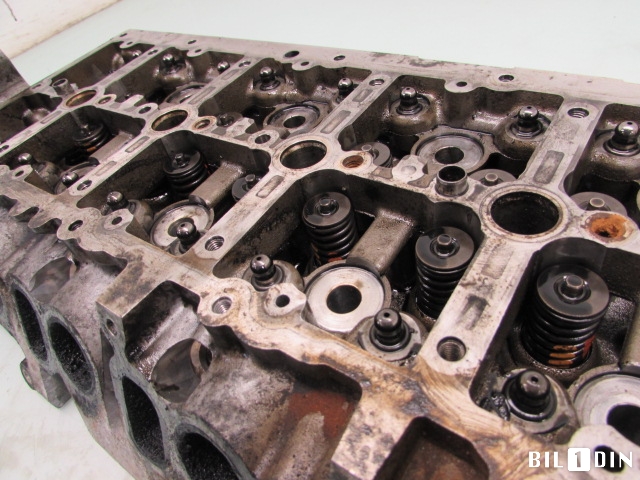 Topplokk til BMW 3-Serie 2005-2011 (E90/E91/E92/E93) (E90/E91/E92/E93) (BMW|7797678|778109802|)
