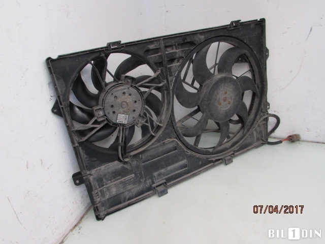 Kjølevifte til VW Transporter / Caravelle 2003-2009 (Fase 1) (T5) (T5) (VOLKSWAGEN|7H0959455A|7H0959455D|0130303306)