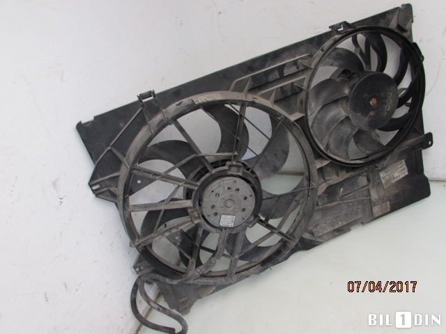 Kjølevifte til VW Transporter / Caravelle 2003-2009 (Fase 1) (T5) (T5) (VOLKSWAGEN|7H0959455A|7H0959455D|0130303306)