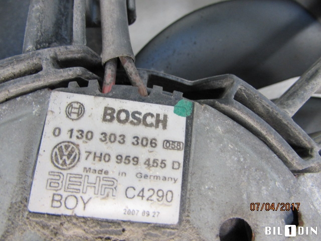 Kjølevifte til VW Transporter / Caravelle 2003-2009 (Fase 1) (T5) (T5) (VOLKSWAGEN|7H0959455A|7H0959455D|0130303306)