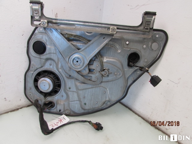 Ruteheis til Volvo V70 2007-2013 (Type III, Fase 1)  (VOLVO|983041102|)