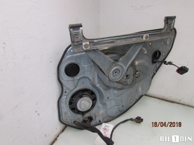 Ruteheis til Volvo V70 2007-2013 (Type III, Fase 1)  (VOLVO|983041102|)