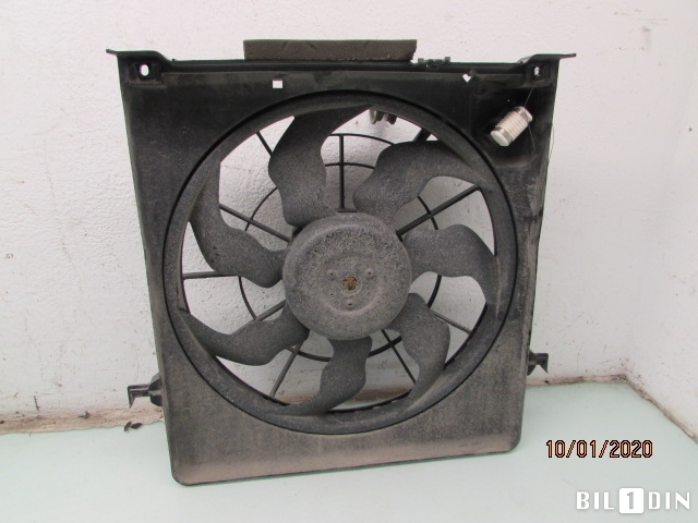Kjølevifte til Hyundai i30, 2007-2012 (Type I)  (HYUNDAI|253802H600)