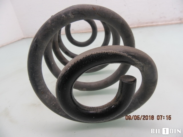 Fjær bak spiralfjær til Nissan Qashqai 2007-2010 (Type I, Fase 1) (NISSAN|1KW0820AX|)