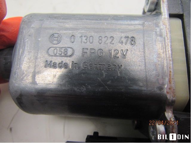 Ruteheis høyre foran til Renault Scenic 2003-2009 (Type II)  (RENAULT|807302741R|)