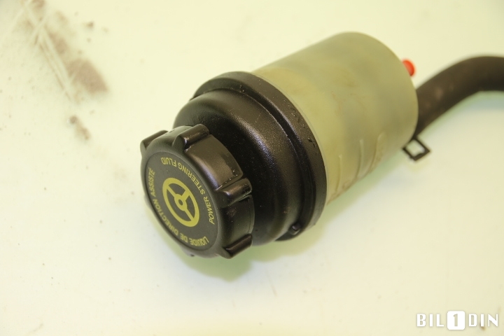 Servo oljebeholder til Land Rover Freelander 2007-2014 (Type II)  (LAND-ROVER|6G913R700AB|)