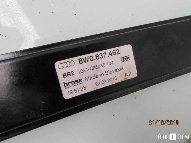 Ruteheis til Audi A4, Allroad 2016-->> (Type II) (B9) (B9) (AUDI|8W0837462|)