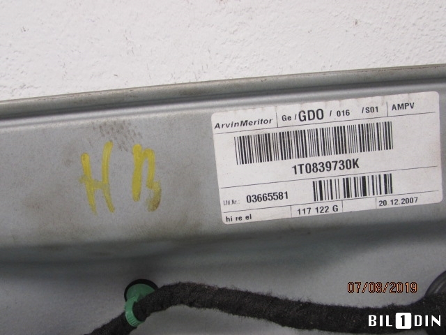 Ruteheis høyre bak til VW Touran 2007-2010 (Type I, Fase 2) (VOLKSWAGEN|1T0839730K|)