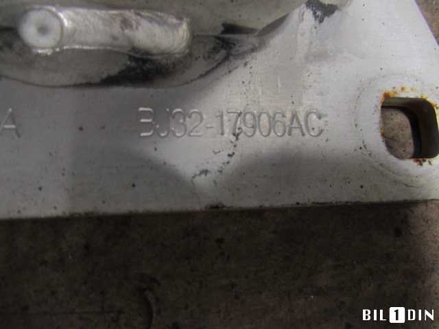 Støtfangerforsterkning bak til Land Rover Range Rover, Evoque 2011-2019 (Type I)  (LAND-ROVER|BJ3217906AC|)