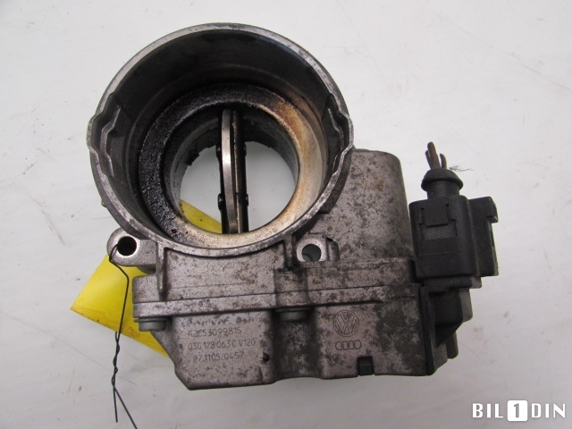 Spjeldhus til VW Passat 2005-2010 (B6) (B6) (VOLKSWAGEN|03G128063C|)
