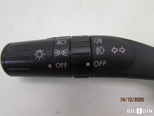 Bryter blink til Subaru Forester 2008-2013 (Type III)  (SUBARU|83115AG151|)