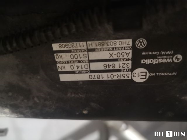 Hengerfeste til VW Transporter / Caravelle 2015-2019 (T6) (T6) (VOLKSWAGEN|7H0803881H|)