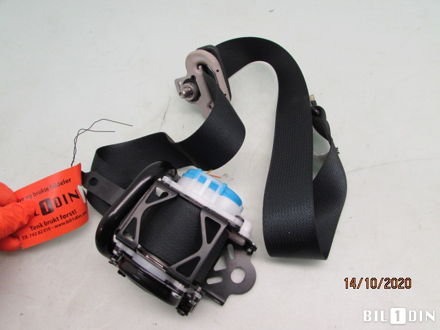 Sikkerhetsbelte foran høyre til Mazda 6 2013-2015 (Type III, Fase 1)  (MAZDA|64622SC000AR|0589P1000146|)