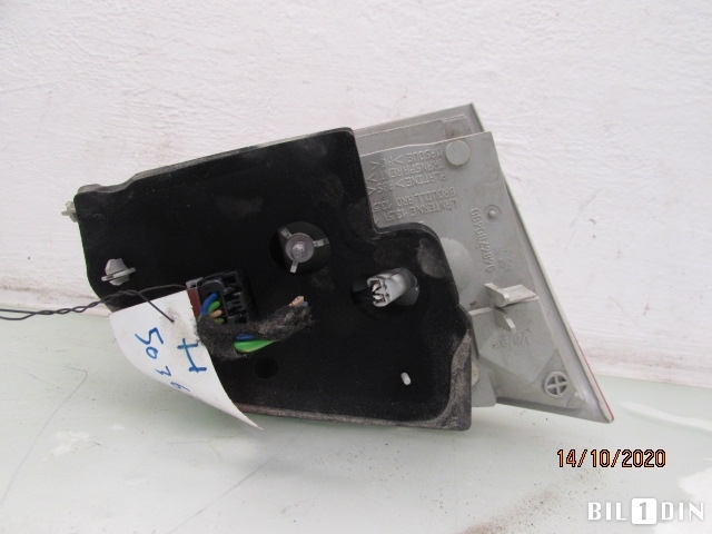 Baklykt høyre indre til Peugeot 508 2011-2014 (Type I, Fase 1)  (PEUGEOT|6351LZ||9686780680)