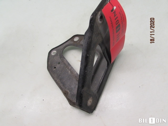 Diverse deler til Audi A6 2008-2011 (Type III, Fase 2) (C6) (C6) (AUDI|4F0821135B|)