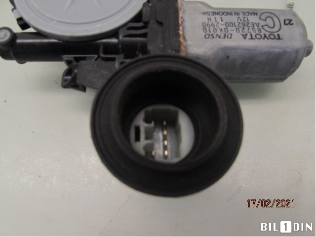 Ruteheis venstre foran til Toyota Hilux 2006-2011 (TOYOTA|857200K010|AE2621002990|)