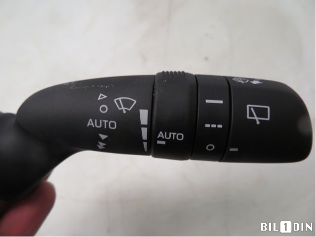 Bryter visker til Toyota Corolla 2019-->>  (TOYOTA|8465202A30|02A5017J916|)