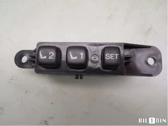 Bryterpanel førersete til Toyota Land Cruiser 150 2014-->> (Fase 2) (TOYOTA|8492724040|156987|)