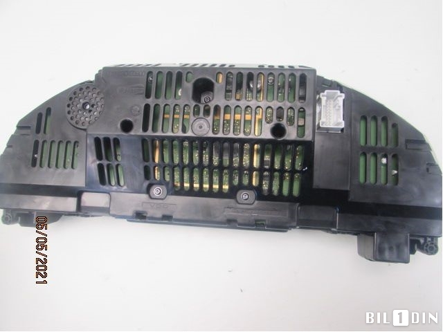 Instrumentpanel til Mercedes C-Klasse 2011-2014 (Fase 2) (W204) (W204) (MERCEDES|A2049004008|A2C53435305)