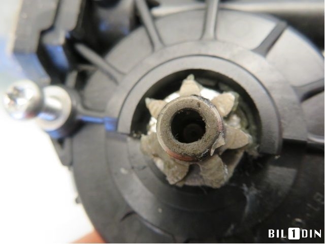Ruteheis venstre foran til Toyota RAV4 2006-2009 (Type III, Fase 1)  (TOYOTA|8571035180|)