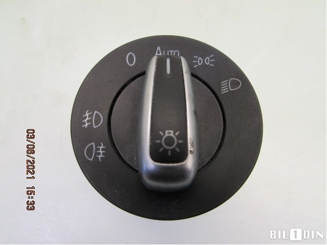 Bryter lys til VW Passat, 2011-2015 (B7) (B7) (VOLKSWAGEN|3C8941431A)