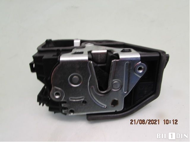 Låsekasse høyre bak til BMW X3 2007-2010 (Fase 2) (E83) (E83) (BMW|51227202148|7202148|)