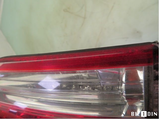 Baklykt venstre indre til Citroën C-Crosser 2007-2012  (CITROEN|6350EK|)