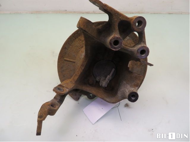 Hjulspindel høyre bak til Ford Focus 2011-2014 (Type III, Fase 1) (FORD|CV615A970BAA|1757852|)