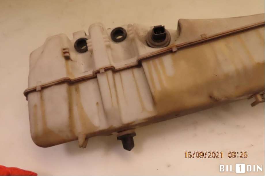 Spylertank til Suzuki Grand Vitara 1998-2005 (Type II) (SUZUKI|3845050J00|060851126|)