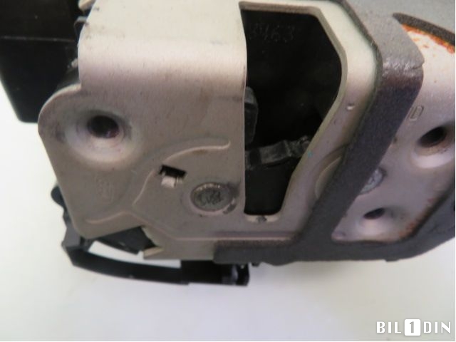 Låsekasse høyre bak til Ford Kuga 2013-2019  (FORD|BM5AA26412AH|2099457|BM5AA26412AF)