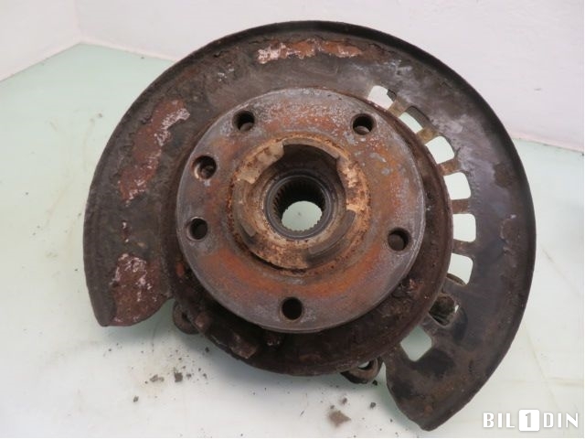 Hjulspindel høyre bak til Audi Q7 2006-2010 (Type I, Fase 1)  (AUDI|7L8505436|)